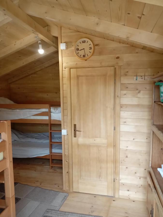 Dedushi Guesthouse &Wood Cabins-Camping Place Gusinje Esterno foto