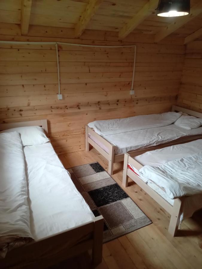 Dedushi Guesthouse &Wood Cabins-Camping Place Gusinje Esterno foto